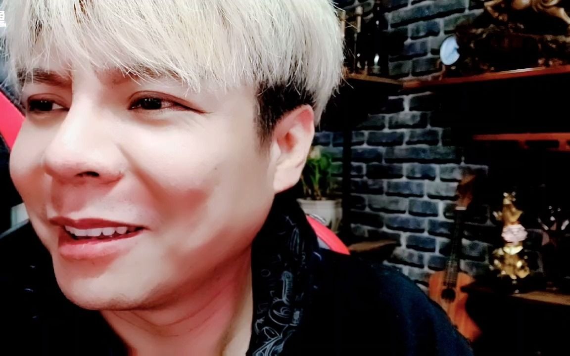 灵魂刀神_2021-04-26 3时30分每天都是充满希望的一天!