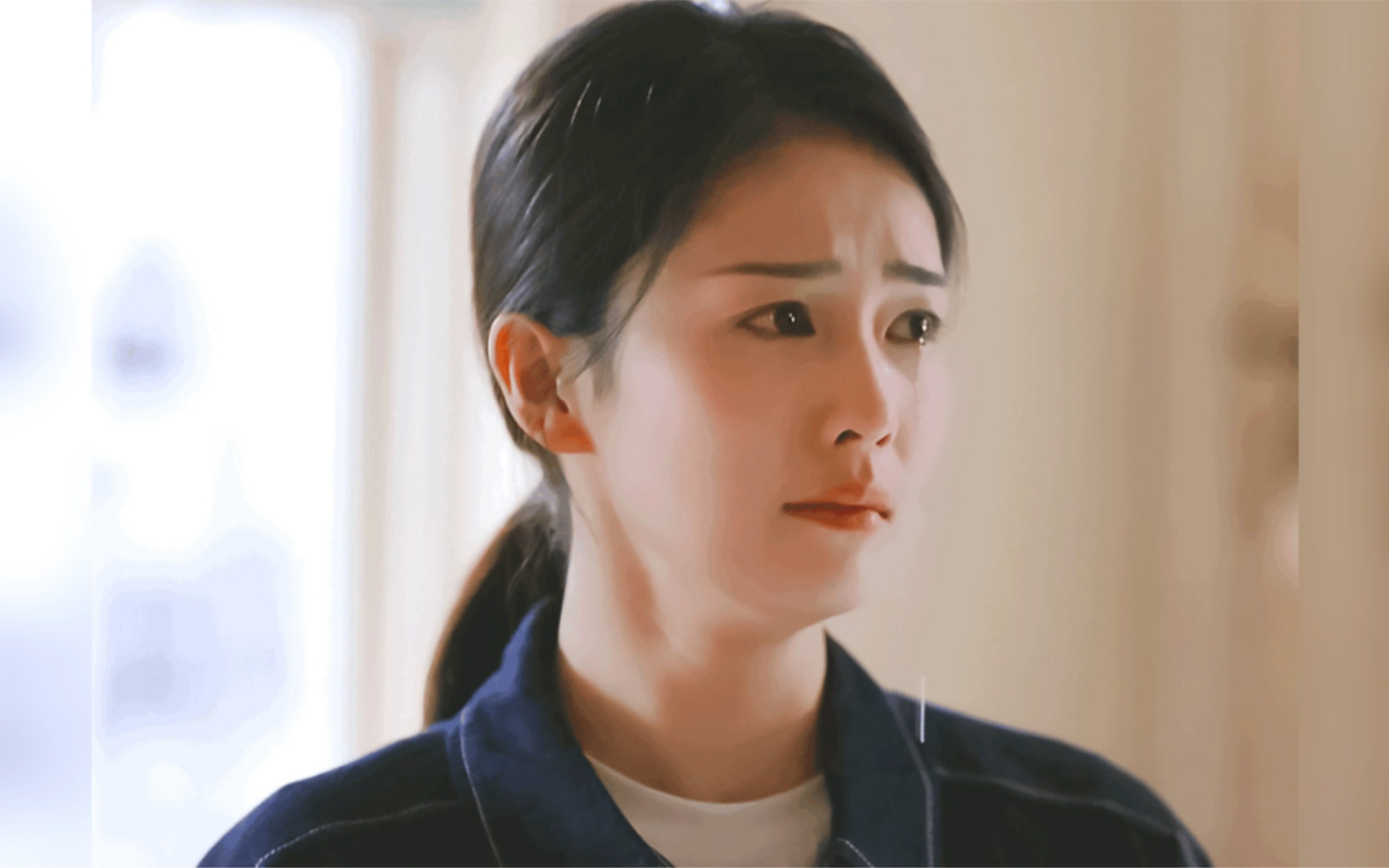 原来真的有人眼泪可以像断了线的珍珠【任嘉伦白鹿哭戏】_哔哩哔哩