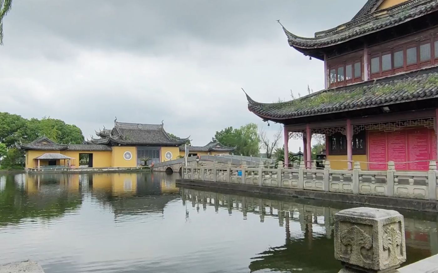 周庄全福讲寺,借水布景的寺庙园林太漂亮了
