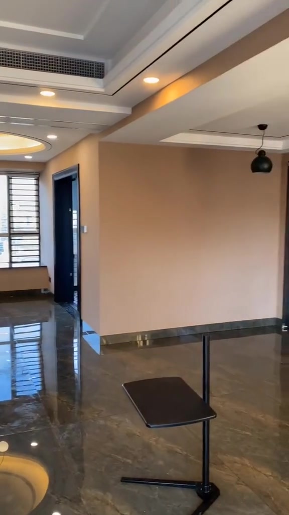 电视是激光电视150寸的投影幕布墙面褐粉色艺术漆22245293594_哔哩