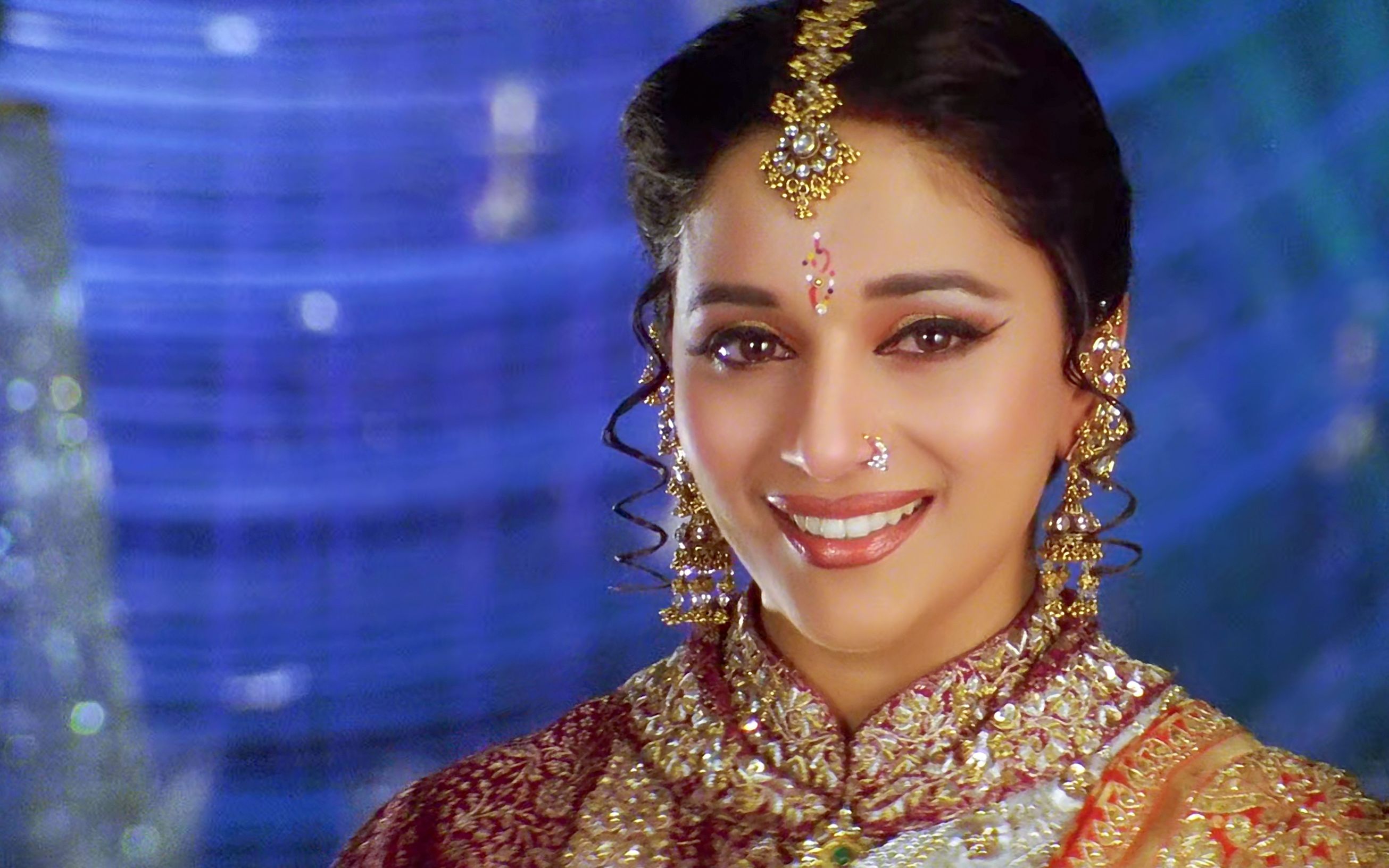 [图]Madhuri Dixit - cut -《Devdas（2002）》