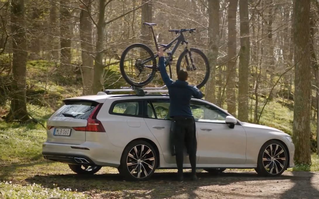 2019款volvo v60, 这样的旅行车你值得拥有_哔哩哔哩_bilibili