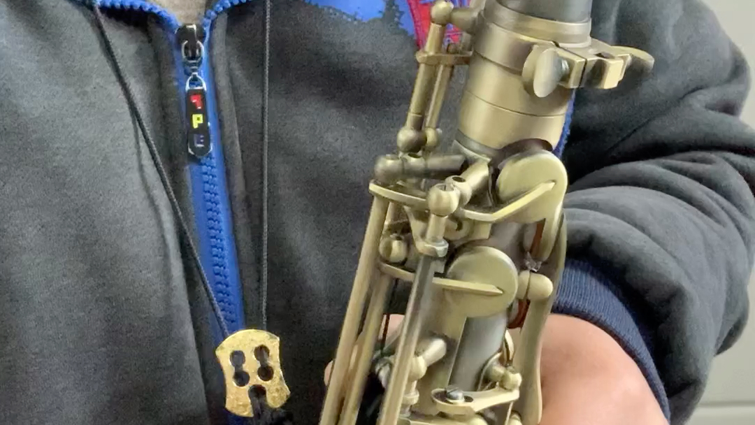 军中绿花萨克斯