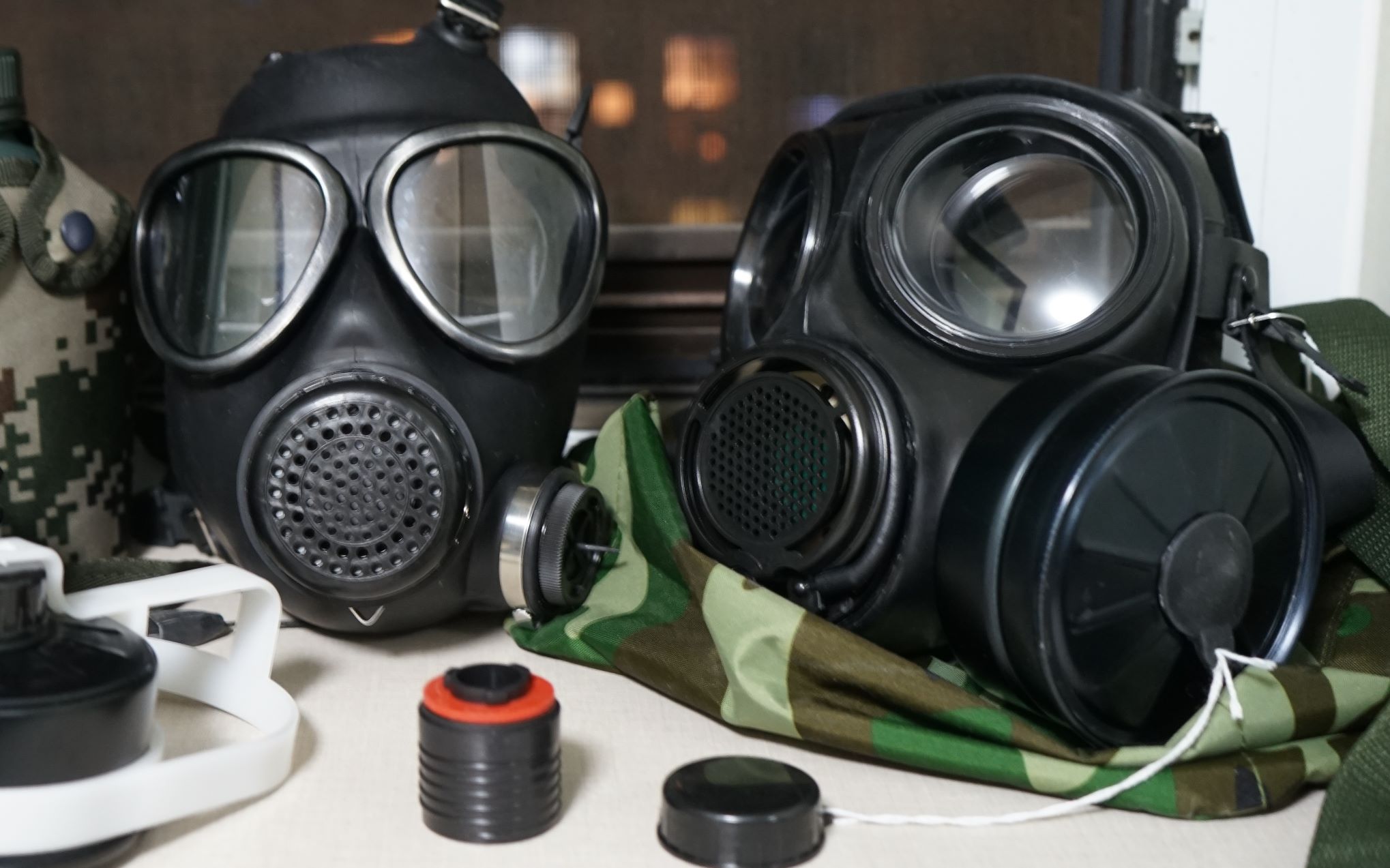 防毒面具解放军fmj08和fmj05防毒面具评测