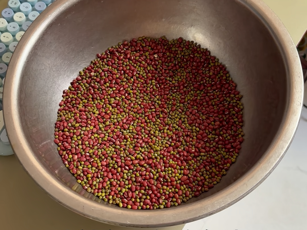 不小心把红豆和绿豆混在一起了怎么办?