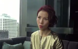 Скачать видео: 有种“穷人”叫蔡少芬，一家五口住80平房子，看到房价都闭嘴了