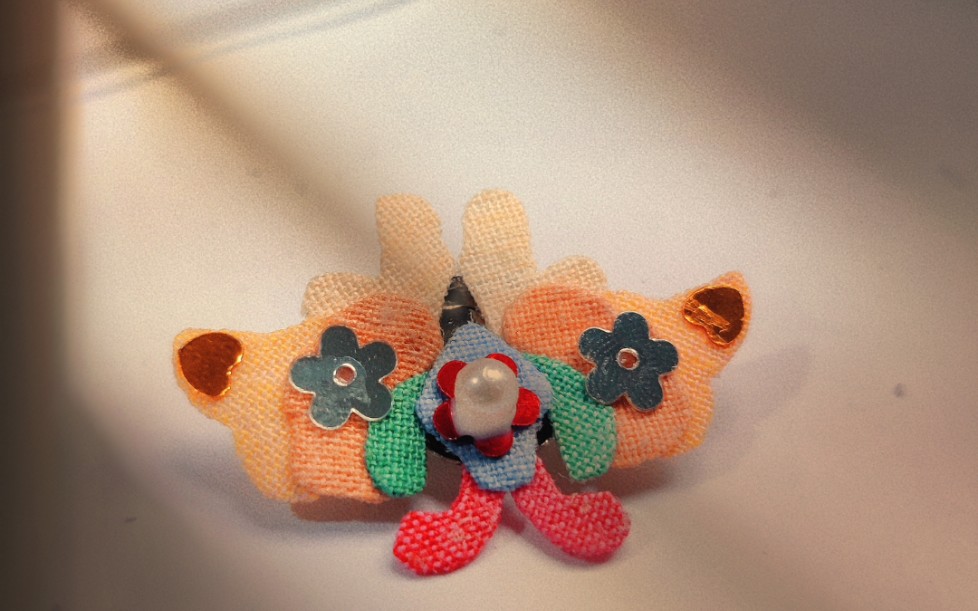 【手工类】 _【补绣蝴蝶胸针】