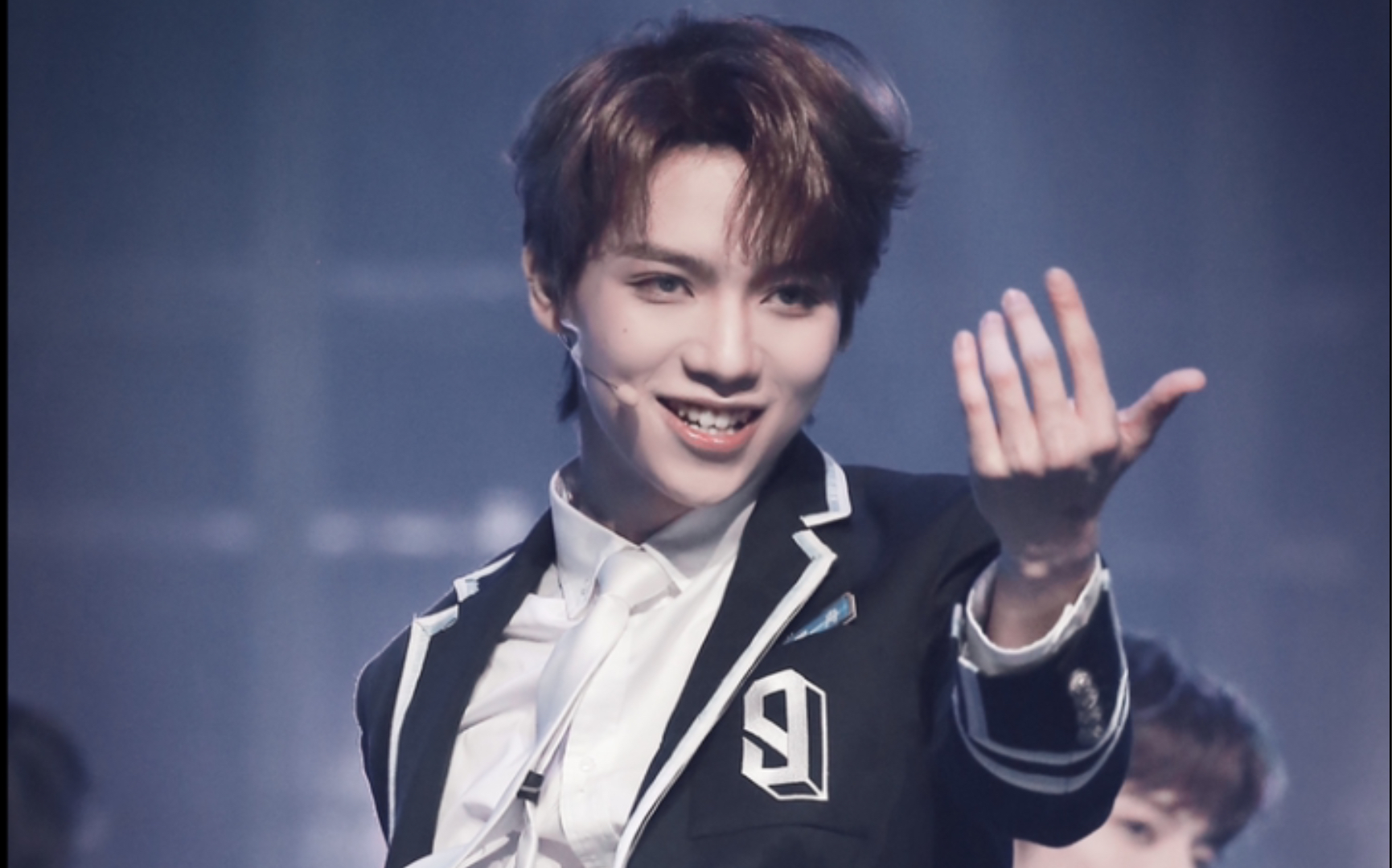 罗一舟青春有你3今天的见面会直播再也不是那个收不回来的小船了