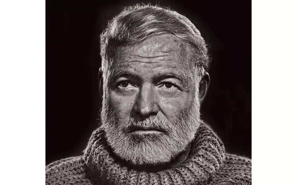 [图]Ernest Hemingway简介