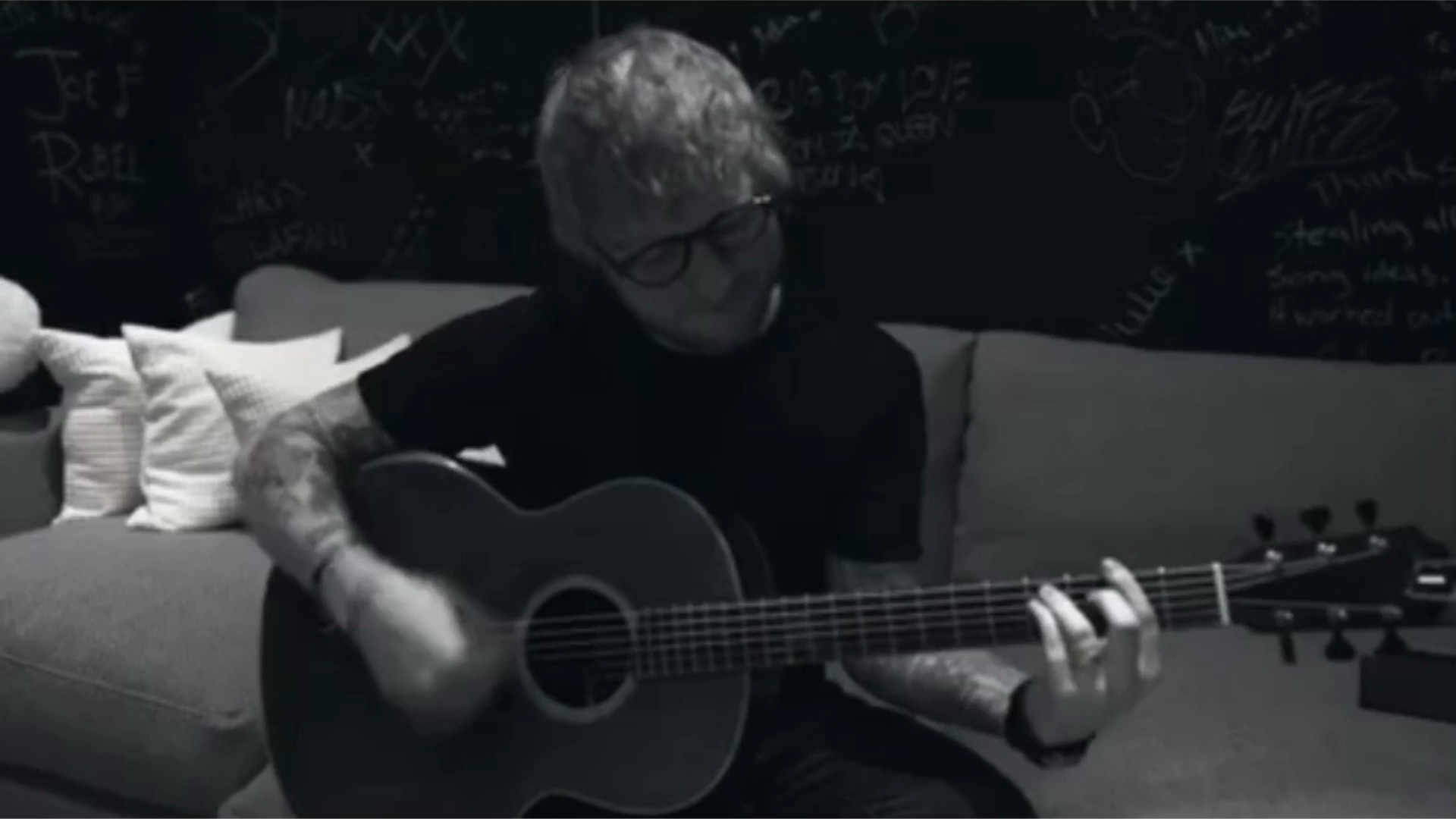 [图]Beautiful People - Ed Sheeran feat. Khalid - acoustic version