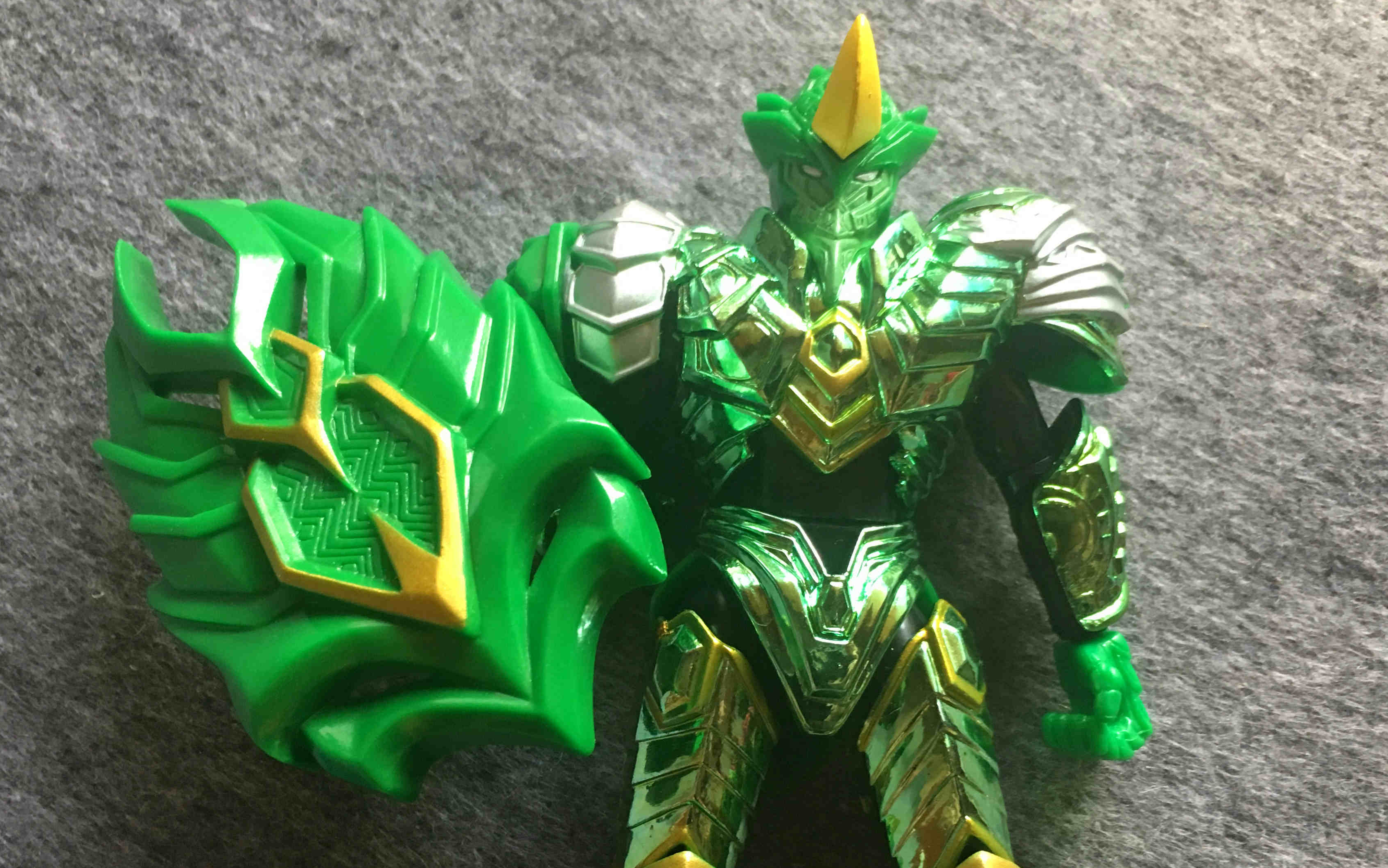 的模玩】灵动出品 绿头绿脸绿盔甲 绿到发慌 天火传说 装着变身套装