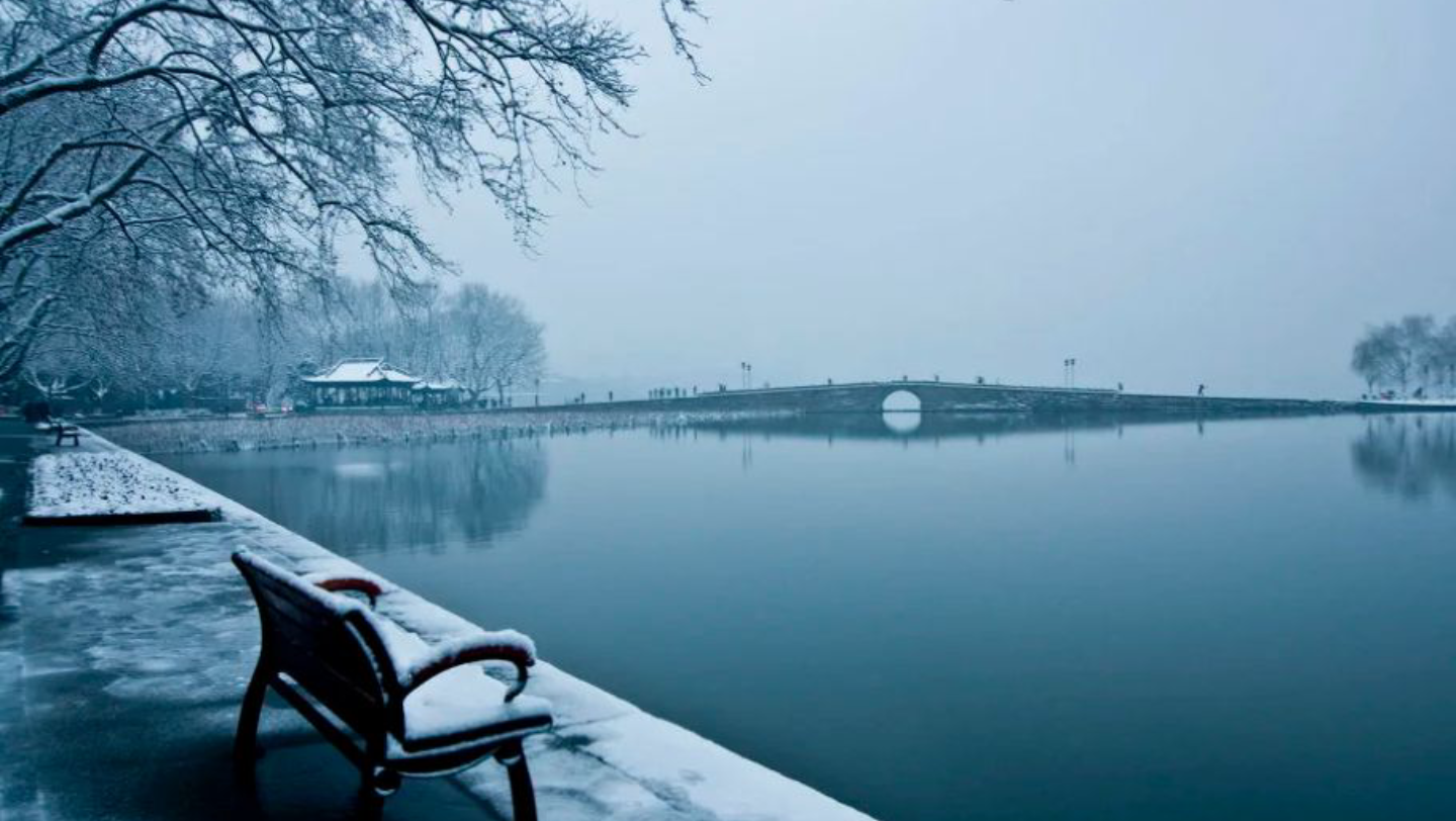 杭州断桥雪景图片