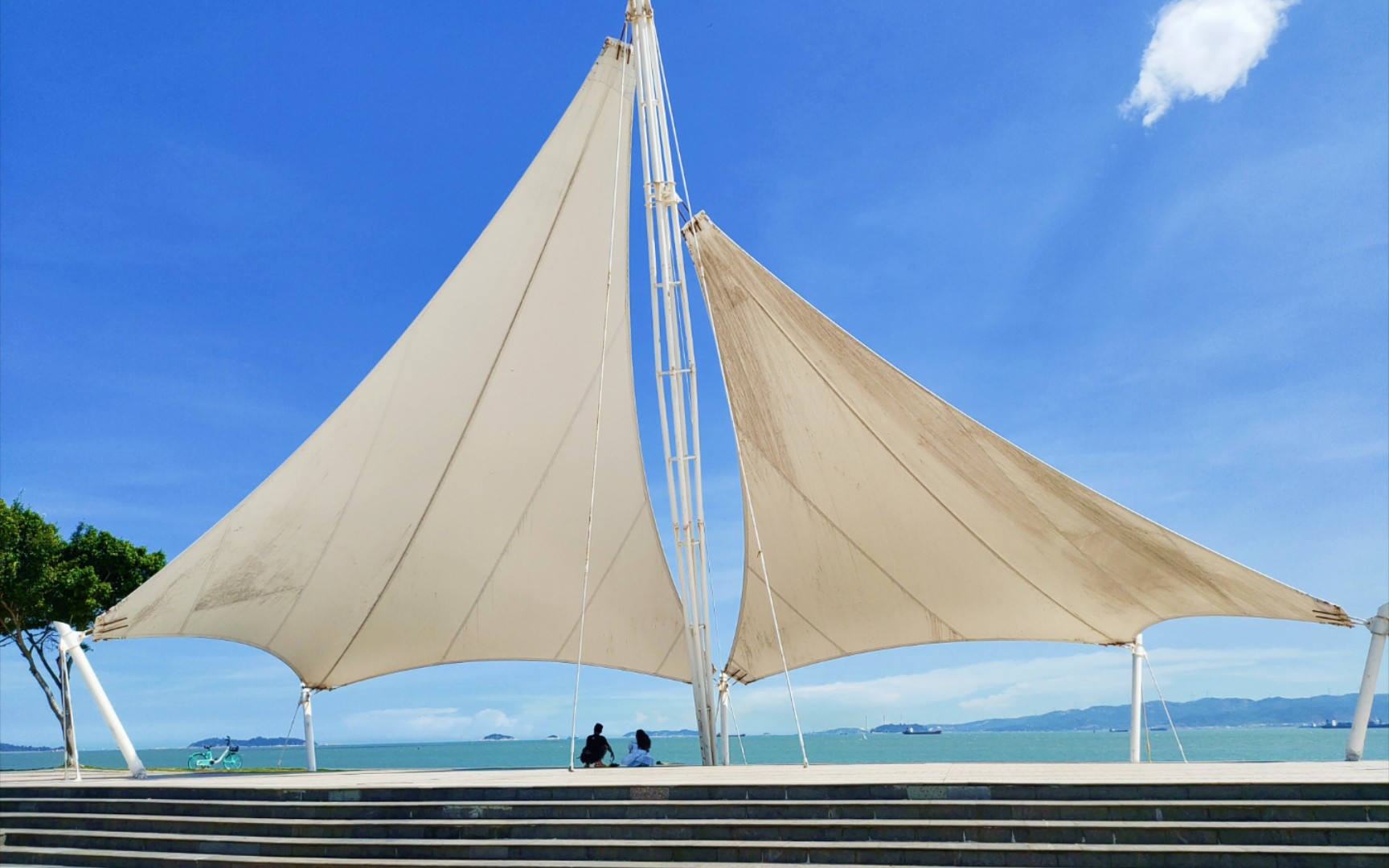 厦门市音乐广场99听音乐吹海风