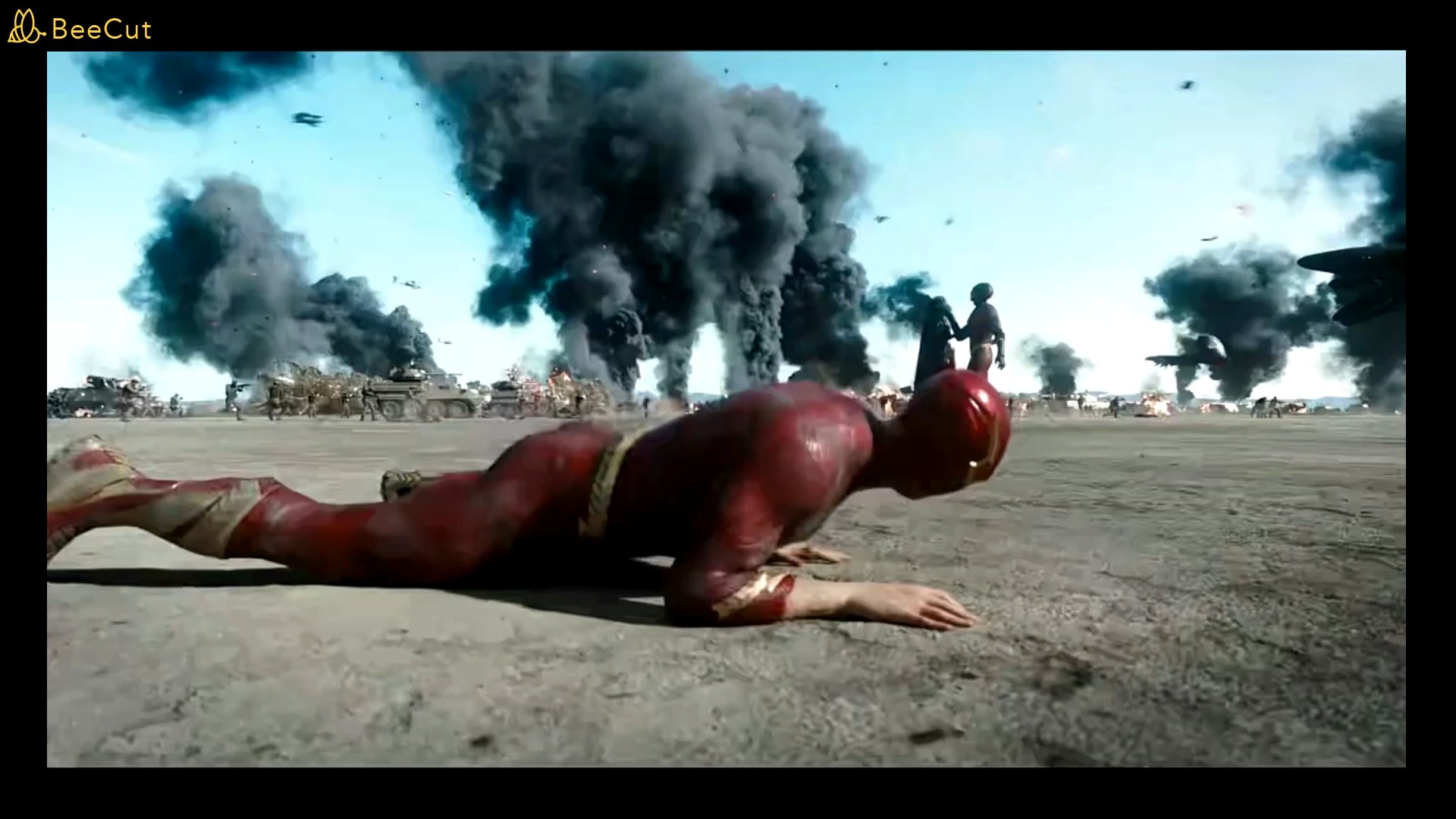 反派女战士被超级英雄捅死