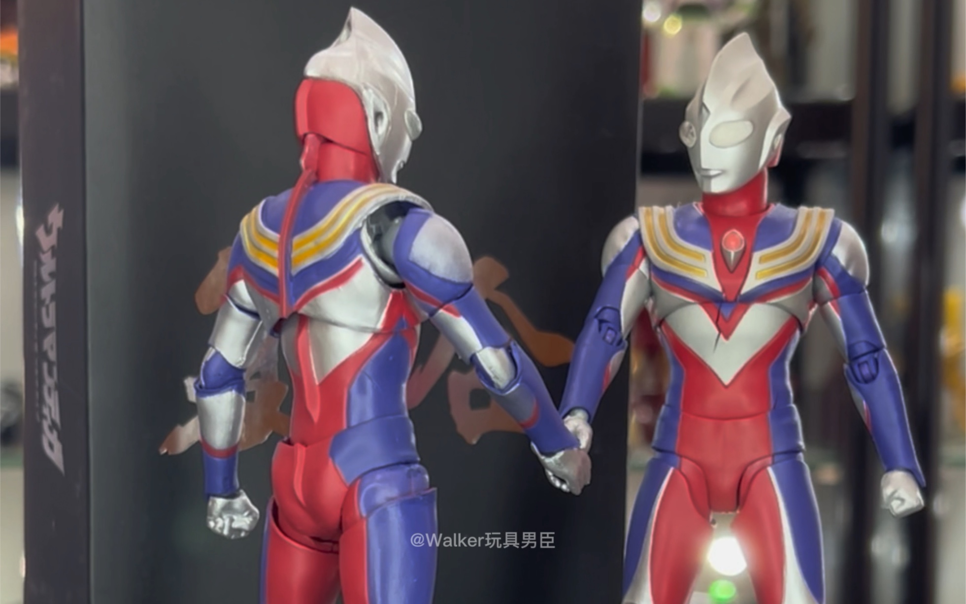 ko国产假骨雕迪迦奥特曼