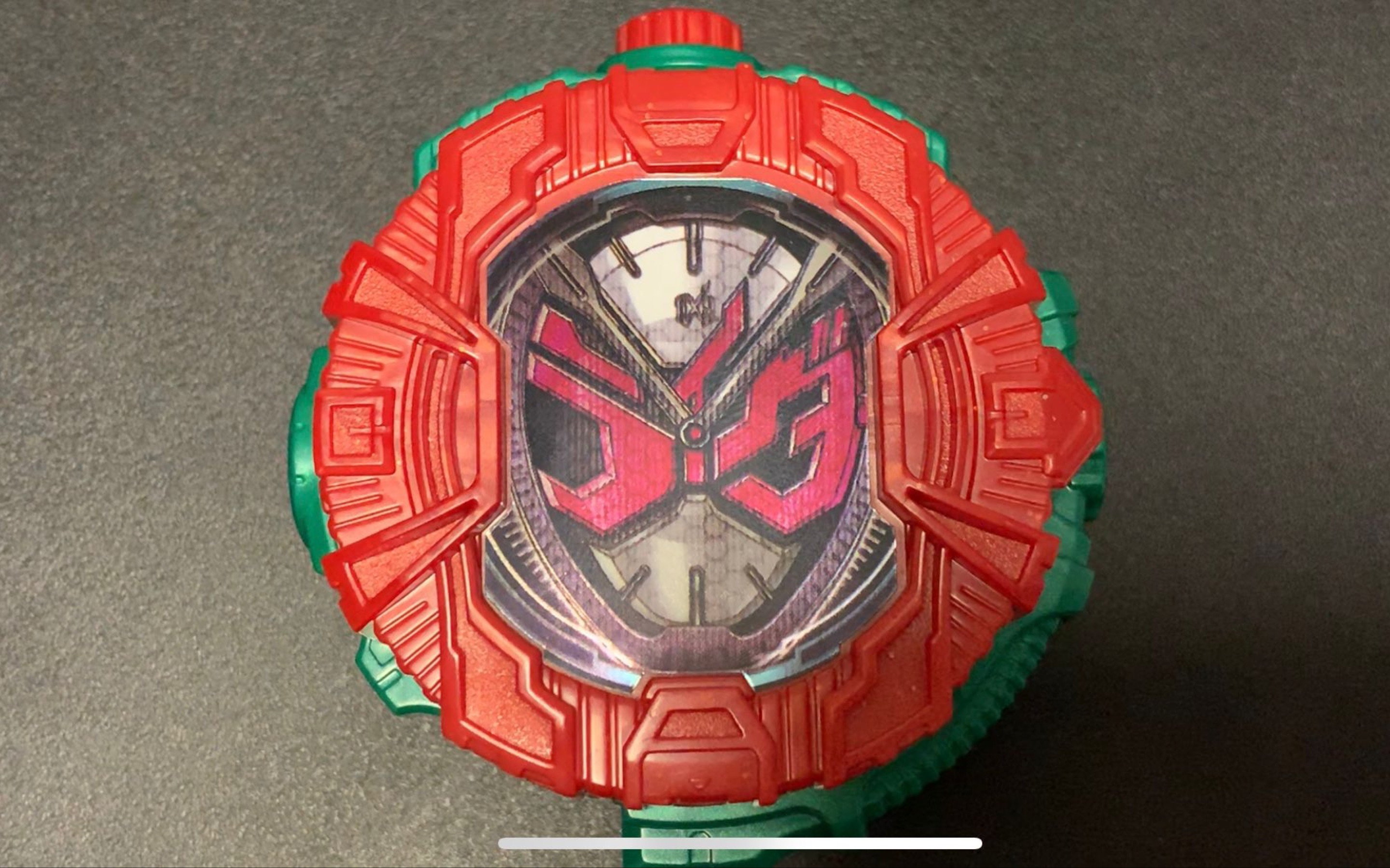 【试玩】红绿搭配!假面骑士zio圣诞限定时王表盘