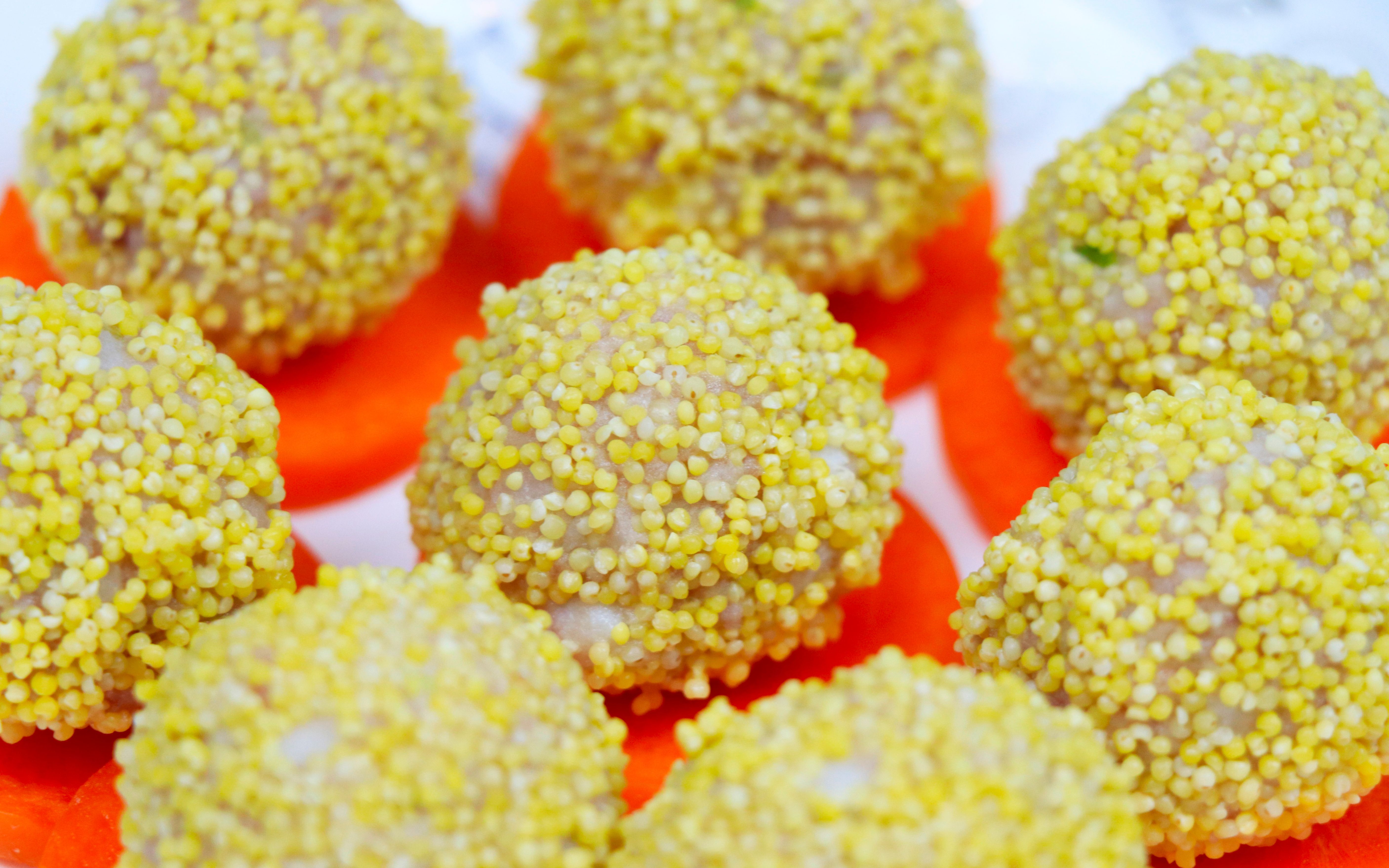 小米还在熬粥喝吗?加一段山药,不炒不炖不油炸,比熬粥还好吃