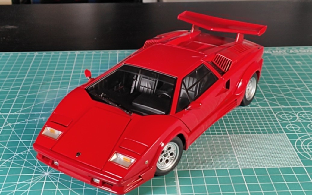 [图]作死带你玩小车第106期——海景房/稀有车系列第29期AA 1/18 Lamborghini Countach 25th anniversary edition