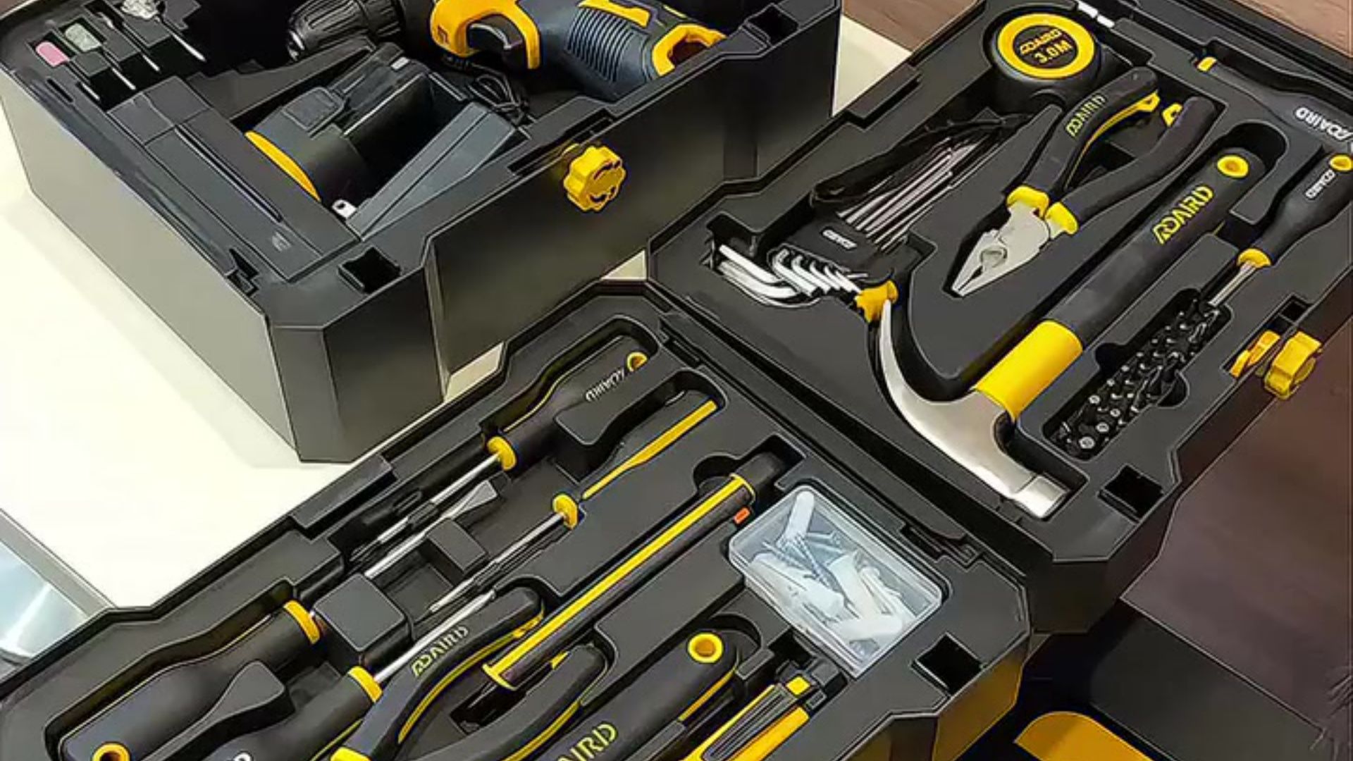 爱瑞德锂电手电钻家用维修工具套装 充电电动螺丝刀组合工具箱