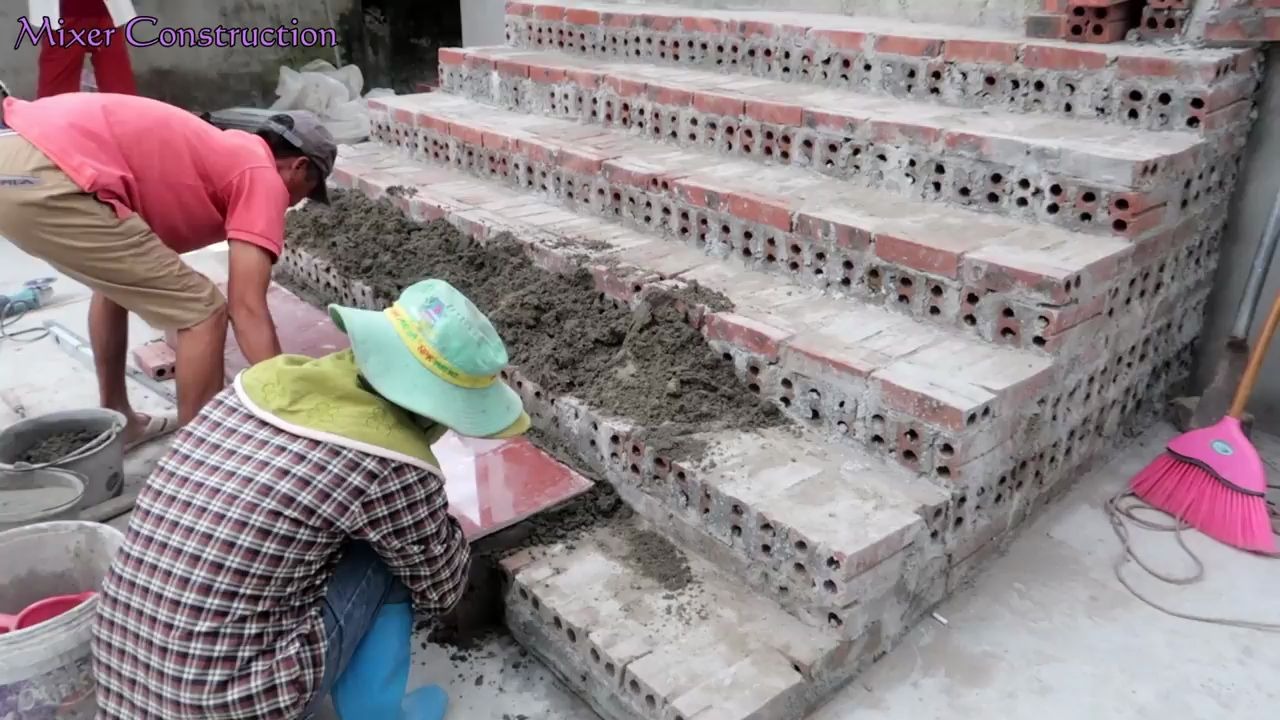 在农村的别墅门口台阶是如何砌瓷砖的施工过程