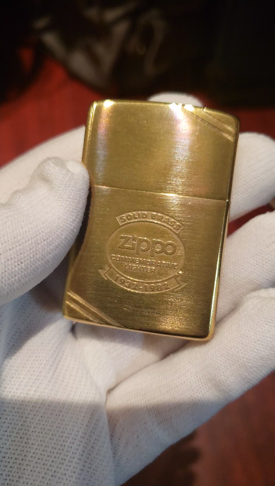 zippo1982年首版纪念底纯铜