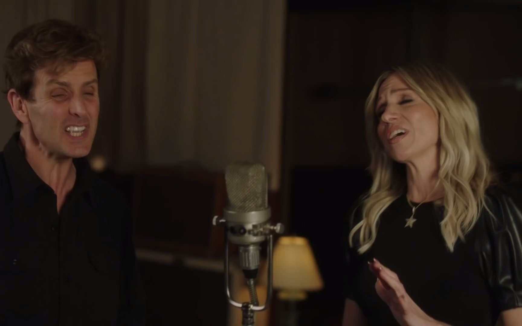 [图]【2021新版Lost In Your Eyes】Debbie Gibson & Joey McIntyre