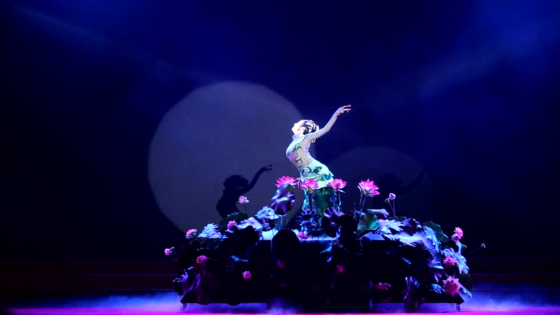 大型唯美舞蹈年会创新节目莲花心