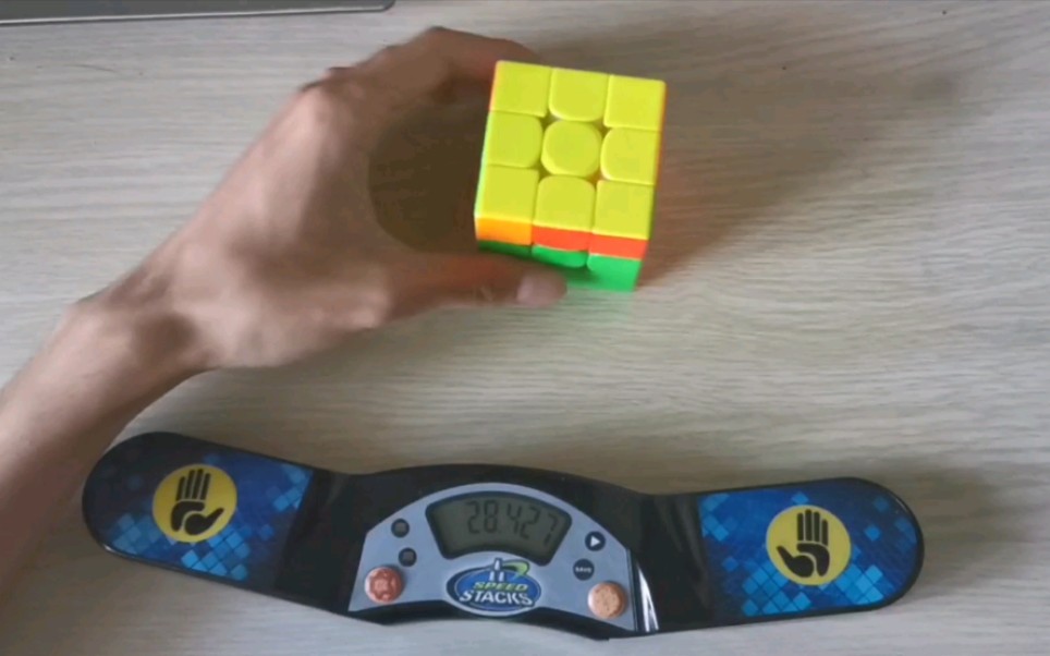 三阶魔方双手pll公式连拧28秒