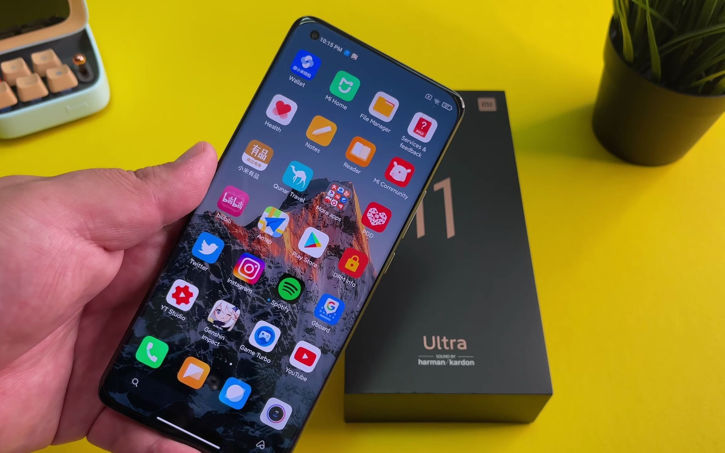 手机测评小米11ultra深度测评摄像头游戏电池续航