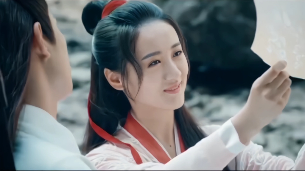 人生只要两次幸运就好了,一次遇见你,一次走到底‖袁冰妍