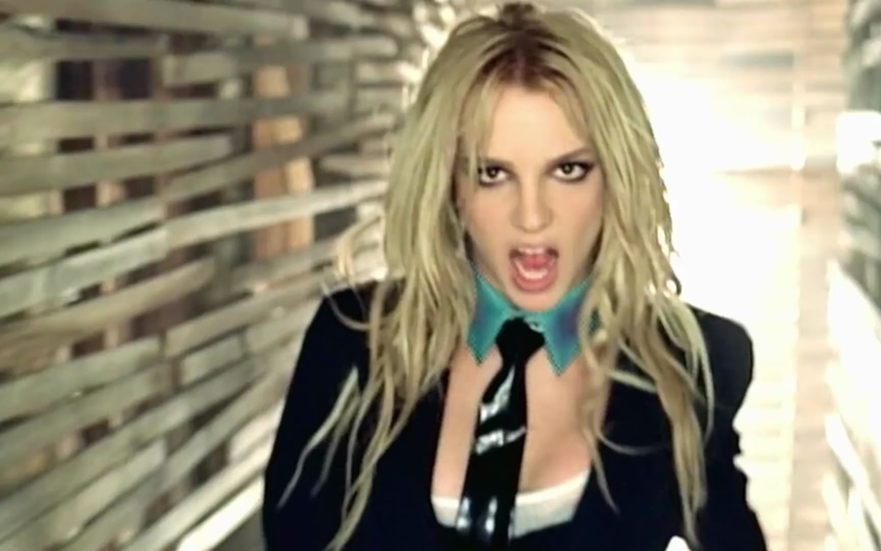 [图]Britney Spears My Life On MTV MTV Music