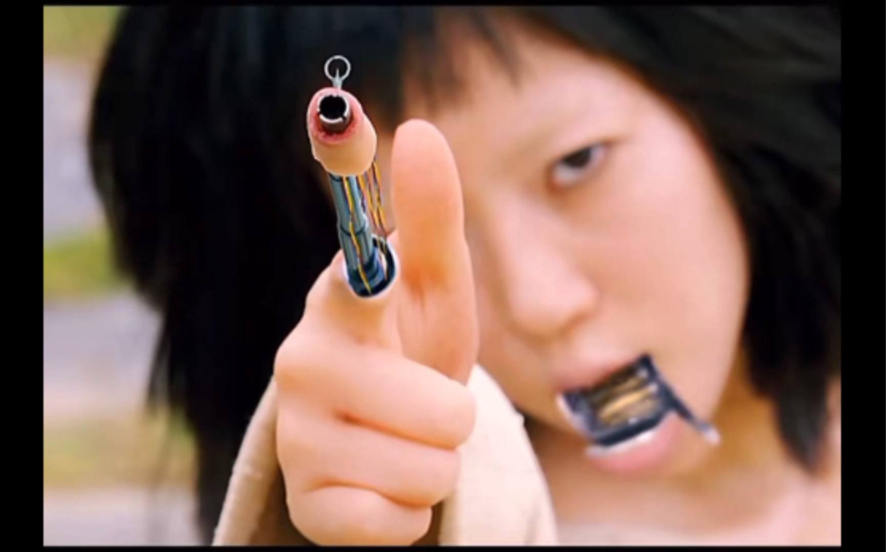 好家伙,盘点电影中的奇葩武器手指枪