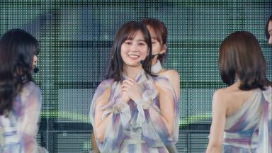 訳アリ大特価】乃木坂46 生田絵梨花 制服のマネキン 生写真