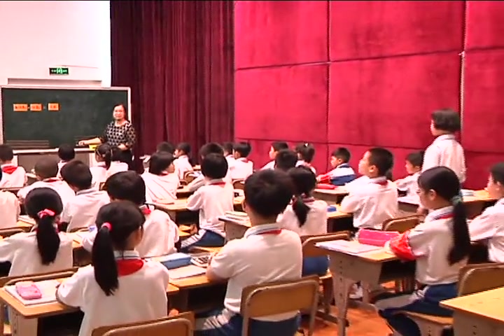 [图]【获奖】小学数学优质课解决问题（连乘)（梁老师）_0优质课公开课教学视频