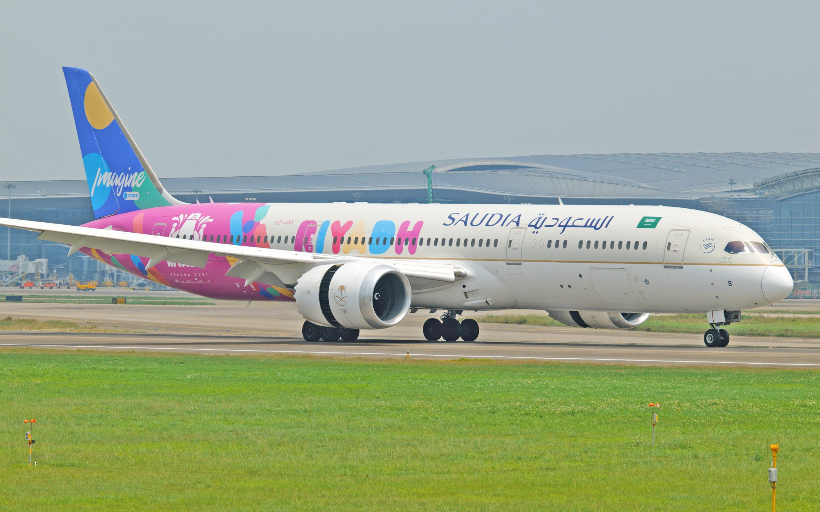 沙特阿拉伯狂欢季"riyadh season 2021 livery"彩涂飞机b789