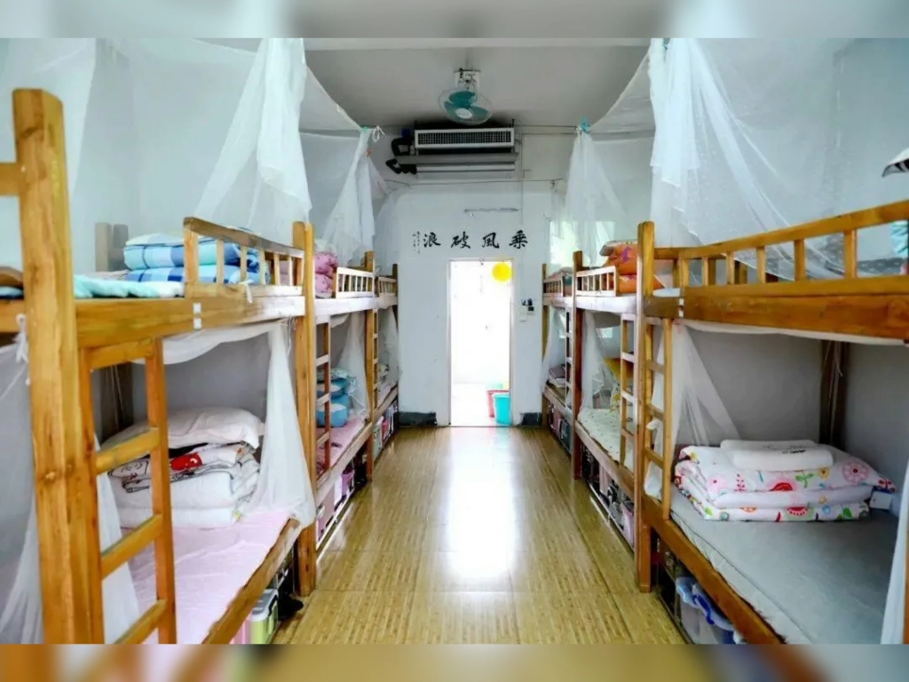 温馨美丽的校园宿舍