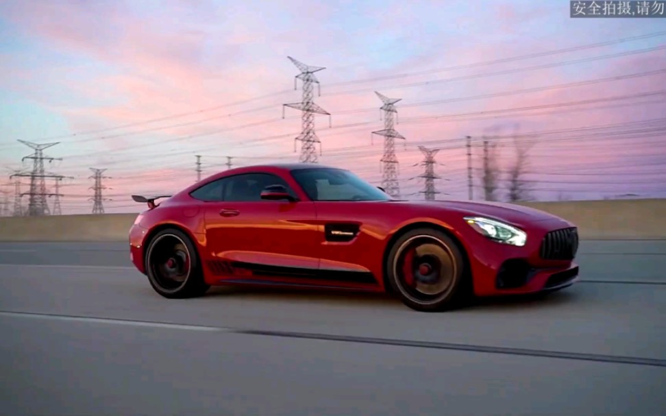 奔驰AMG GT,RS7看了都得摇摇头哔哩哔哩bilibili