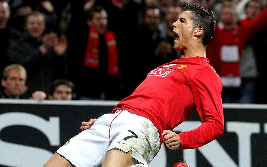 c罗招牌16大电梯球射门!门将:"这是个怪物吧!