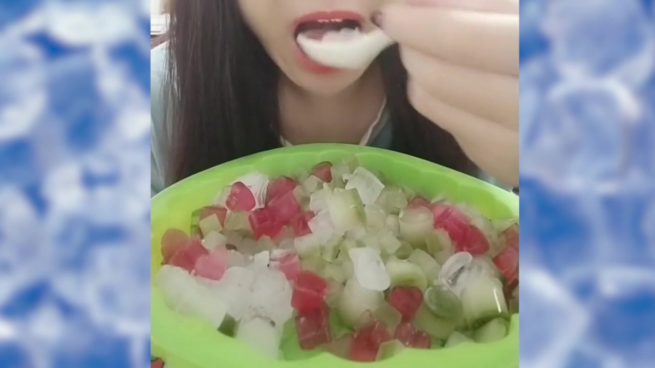 (吃冰)静姐的方块冰