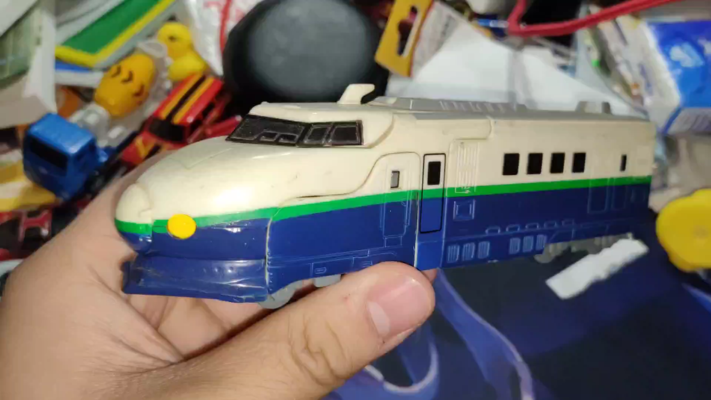 童年的回忆,铁胆火车侠新干线200系霹雳雷霆号(小健)_哔哩哔哩 (゜-゜