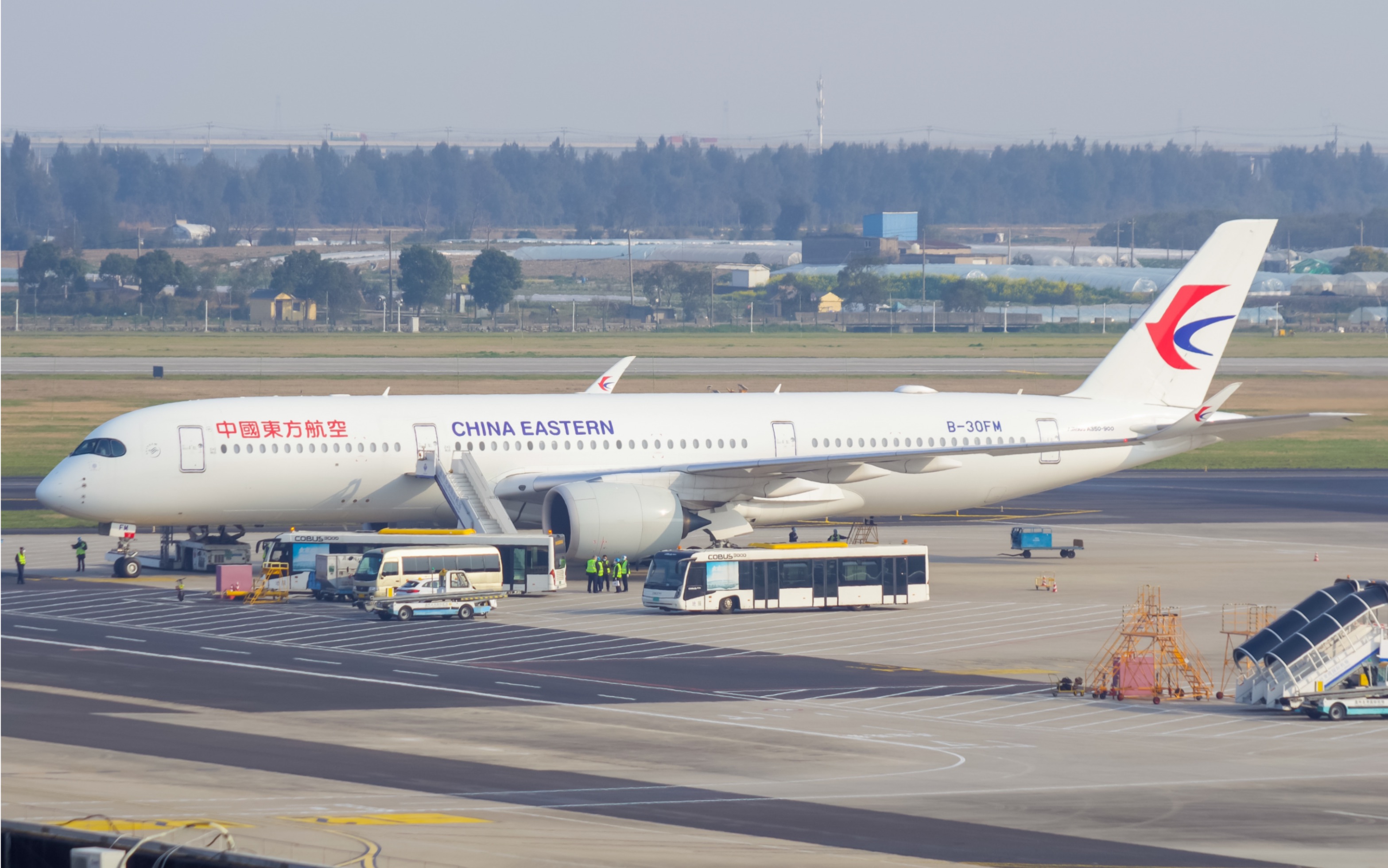 [图]中国东方航空A350-941温州龙湾国际机场03号跑道起飞起飞 详情请看简介