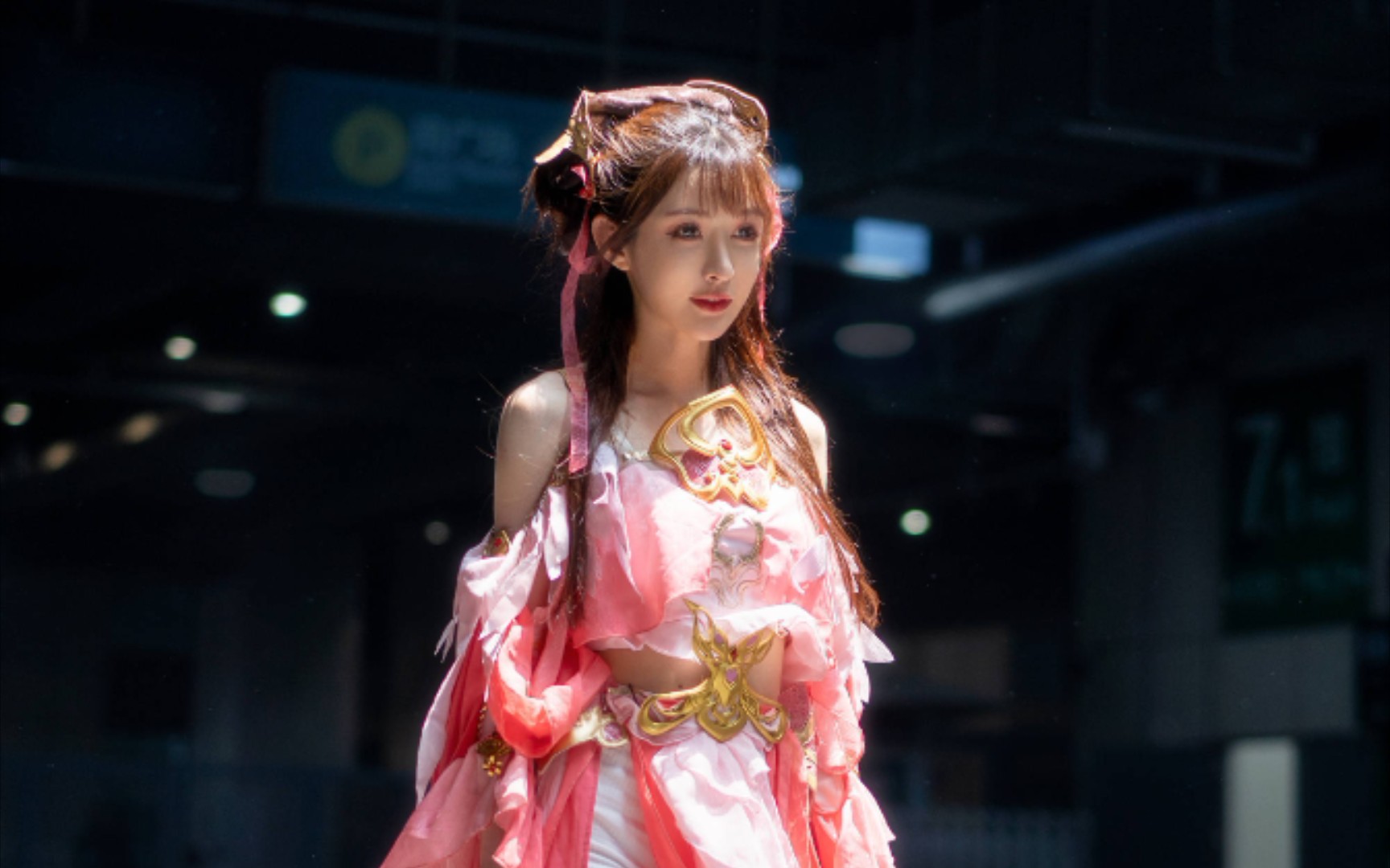 吃鸡主播王羽杉老师教学!(置顶动态拿)_哔哩哔哩_bilibili