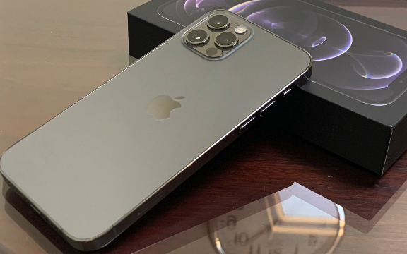 iphone12 pro石墨灰开箱,附带给父母换机的一通操作