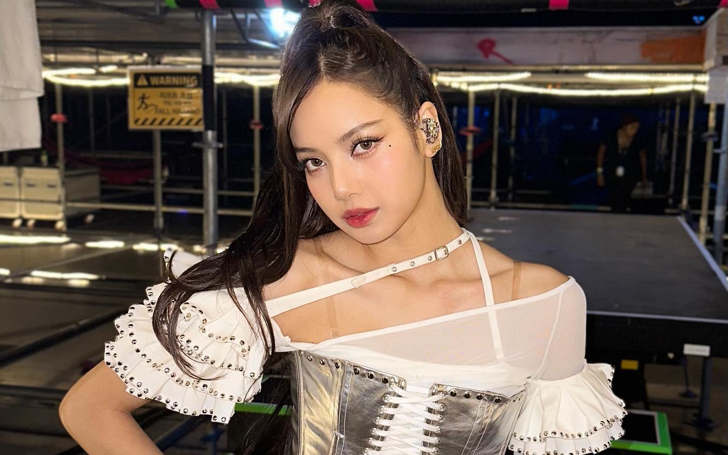 lisa jisoo最新ins动态 莎莎终于更新啦