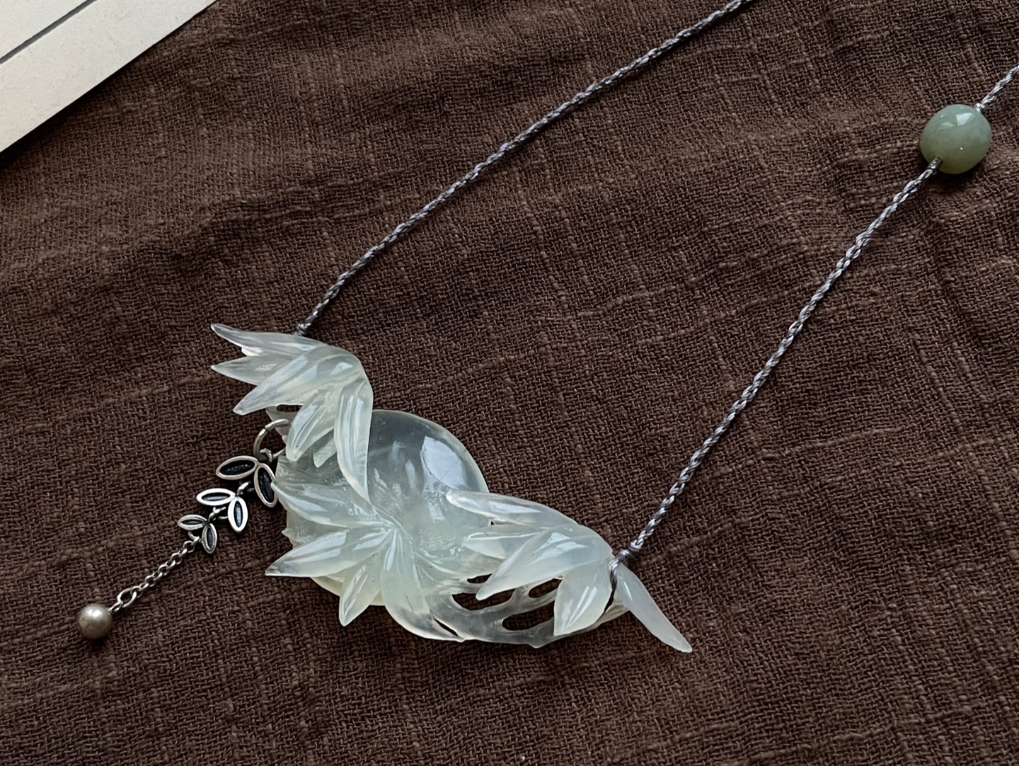 缓饮春风影·岫玉新中式玉坠