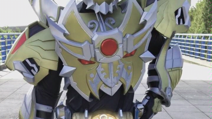 帝皇铠甲穿风刺经典型随手做的不是很还原希望大佬别喷