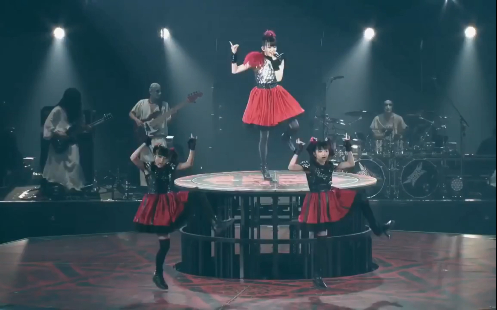 [图]【音乐现场】我中毒了…看了一亿遍-Babymetal-Catch me if you can