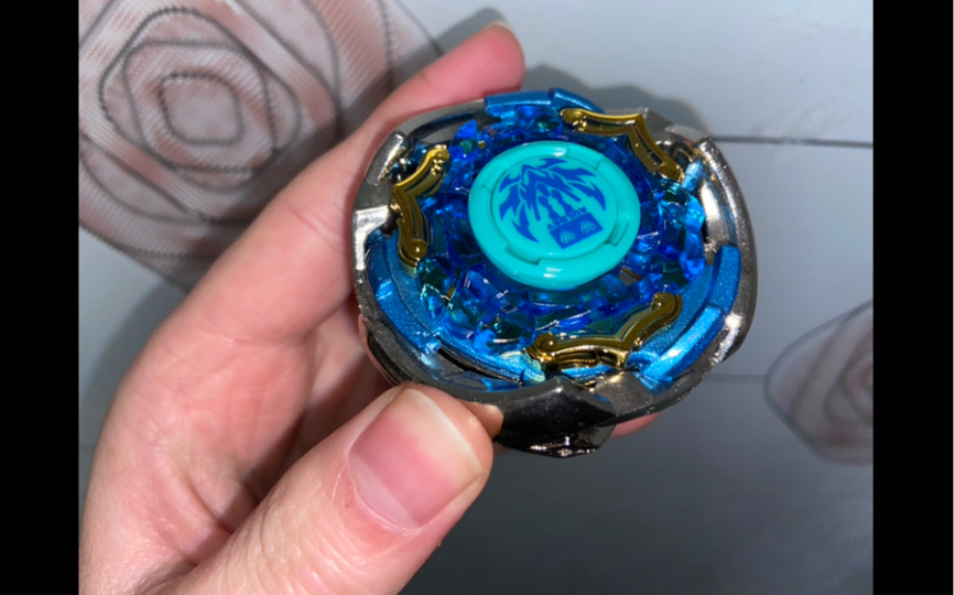 飓风战魂再版黄金火焰s 裂风天翼s 已出留念 还是带bgm更有感觉