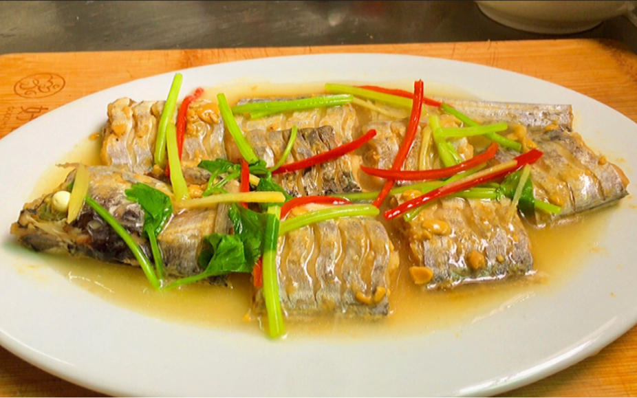 普宁豆酱蒸带鱼潮汕特色家常菜鱼肉鲜嫩入味没有一点腥味