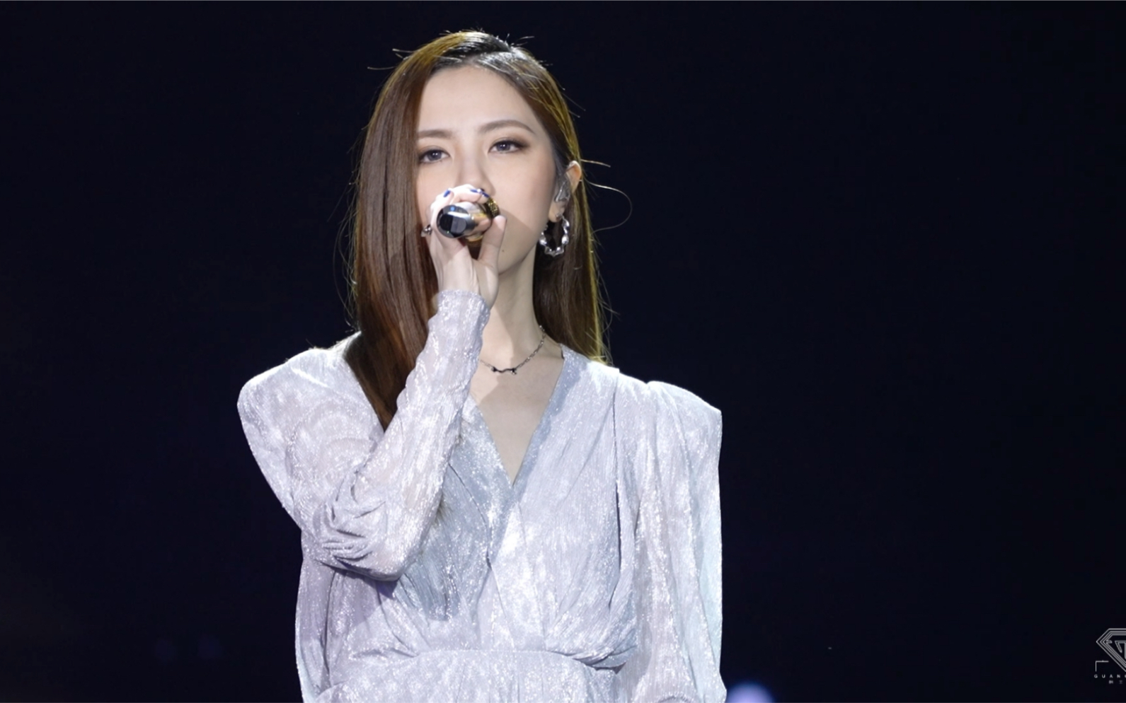 邓紫棋《光年之外》现场丨高清饭拍